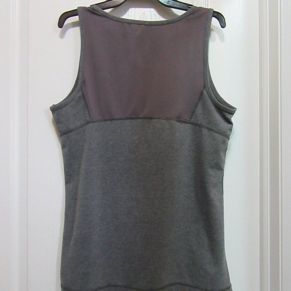 Shell Top Athletic Works  X Large - Picture 2 of 4